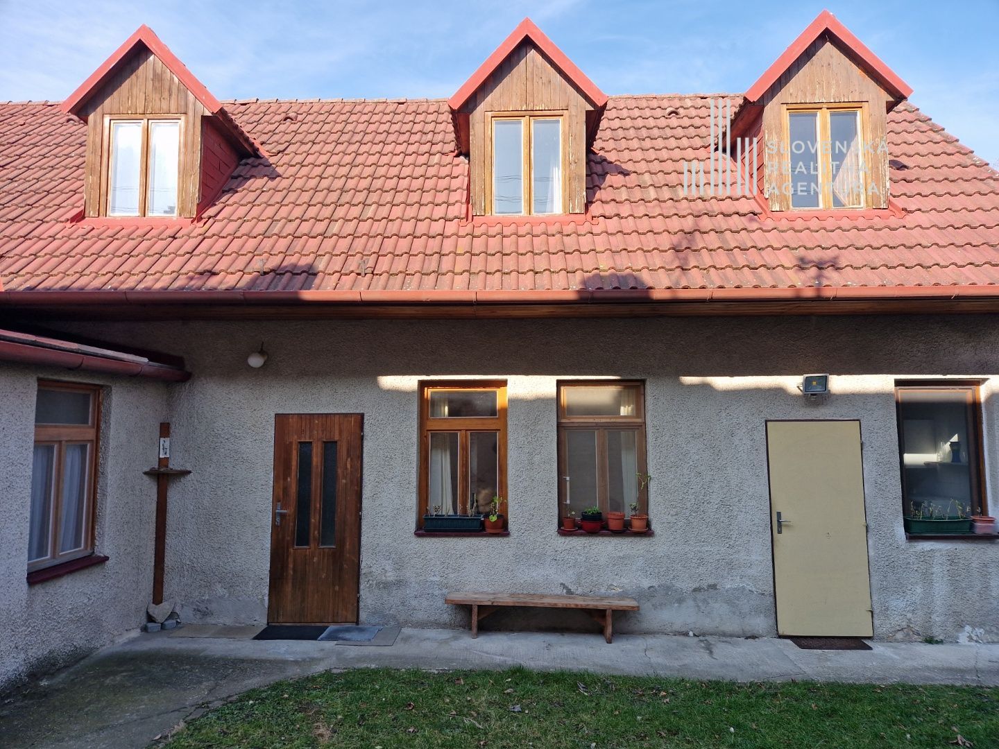 SRA| Rodinný dom s veľkým pozemkom vo vyhľadávanej lokalite Prievoz 18439 | SLOVENSKÁ REALITNÁ AGENTÚRA