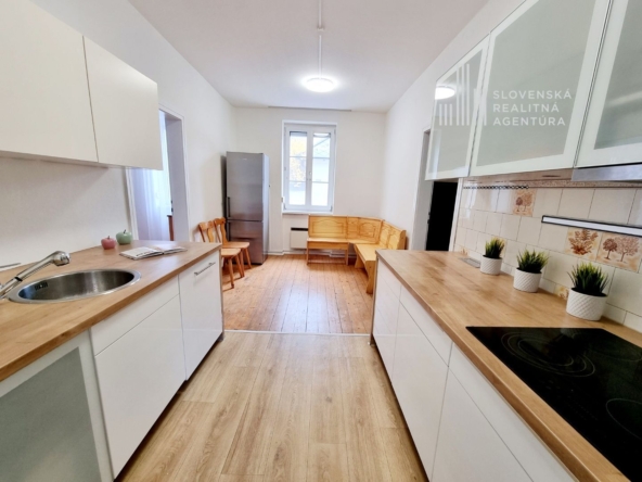 SRA | príjemný 2 izb. rodinný domček, terasa 33m², Hainburg an der Donau